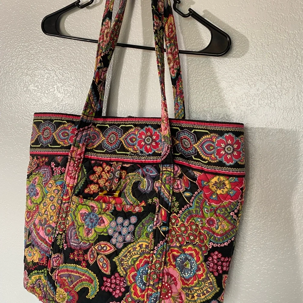 Vera Bradley RETIRED Persian Paisley Tote - Picture 1 of 10